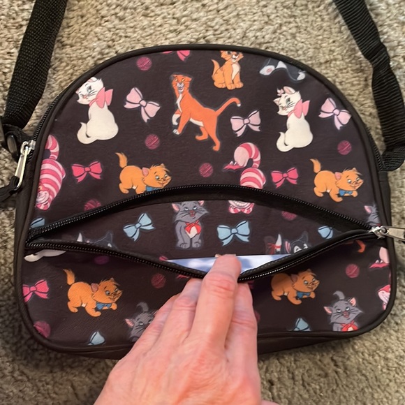 Disney “Aristocats” Children’s Crossbody Bag - Picture 4 of 6